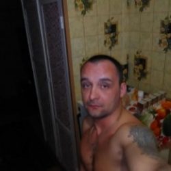 Парень, ищу девушку для секса Парень, ищу девушку для секса