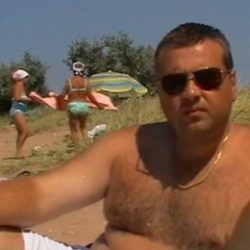 Парень, ищу верную девушку в Таганрое, которая не предаст, надоело обжигаться, есть нормальные девушки Парень, ищу верную девушку в Таганрое, которая не предаст, надоело обжигаться, есть нормальные девушки