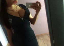 Женщина ищет мужчину для секса без обязательств в Таганрое Женщина ищет мужчину для секса без обязательств в Таганрое