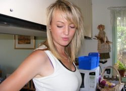 Девушка из Таганрог. Ищу мужчину для встреч и секса. Девушка из Таганрог. Ищу мужчину для встреч и секса.